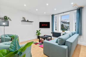 Pet Friendly Apartment Central Location Sleeps 5